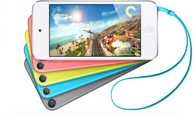 Apple iPod touch dostępny w sześciu kolorach i z 5-megapikselowym iSight